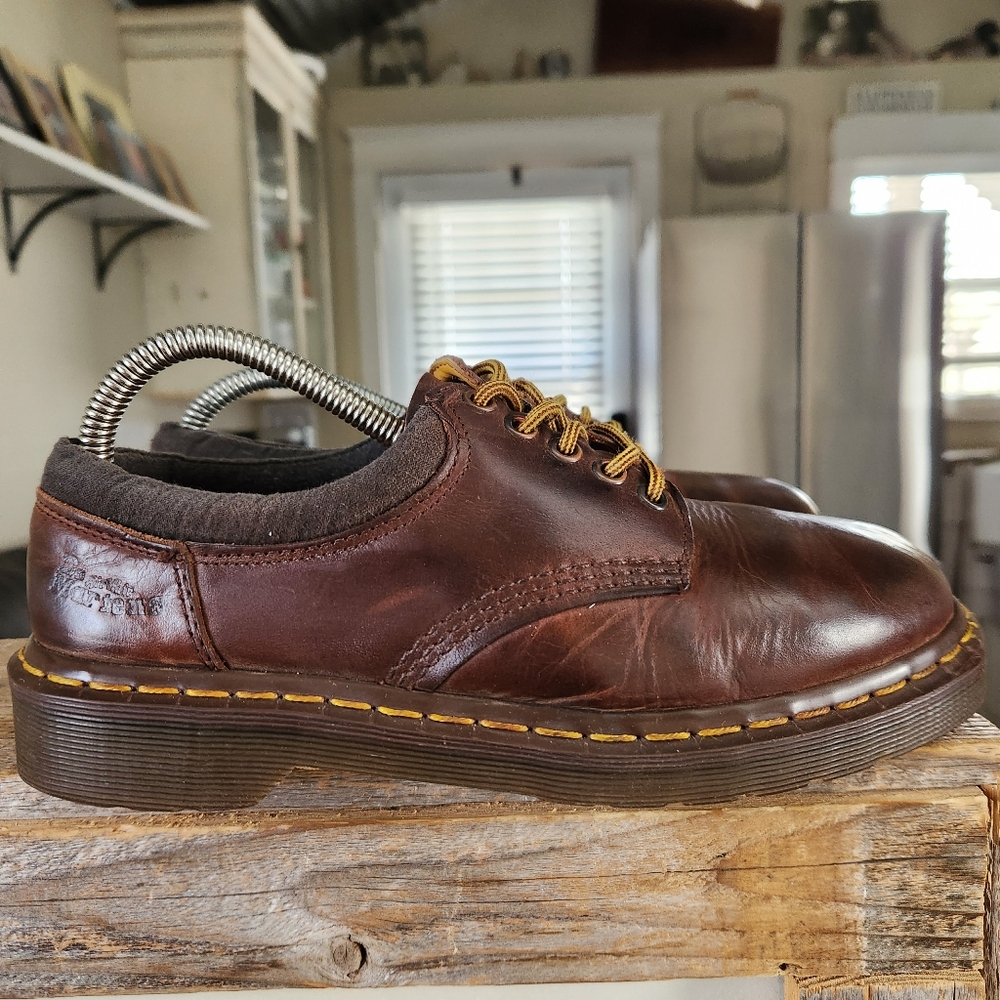 90s Dr. Martens Oxfords 8053 Made In England UK 7 U.S. 8.5